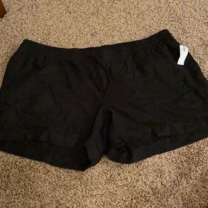 Old Navy linen shorts.